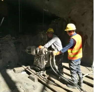 冀州水下抗分散灌浆料特点 水下不分散注浆料介绍